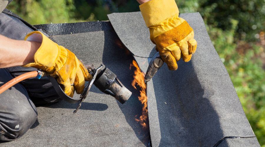 Professional gutter cleaning in Glenwood City, WI